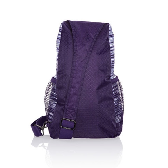 Thirty- One Sling-Back Bag - Picture 2 of 3